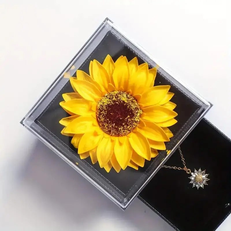 COLAR GIRASSOL BANHADO EM 18K