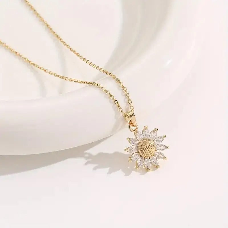 COLAR GIRASSOL BANHADO EM 18K