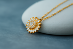 Colar Aurora | Girassol Giratório