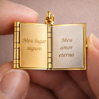 Colar Book Love- Colar em formato de livro + Mensagem especial