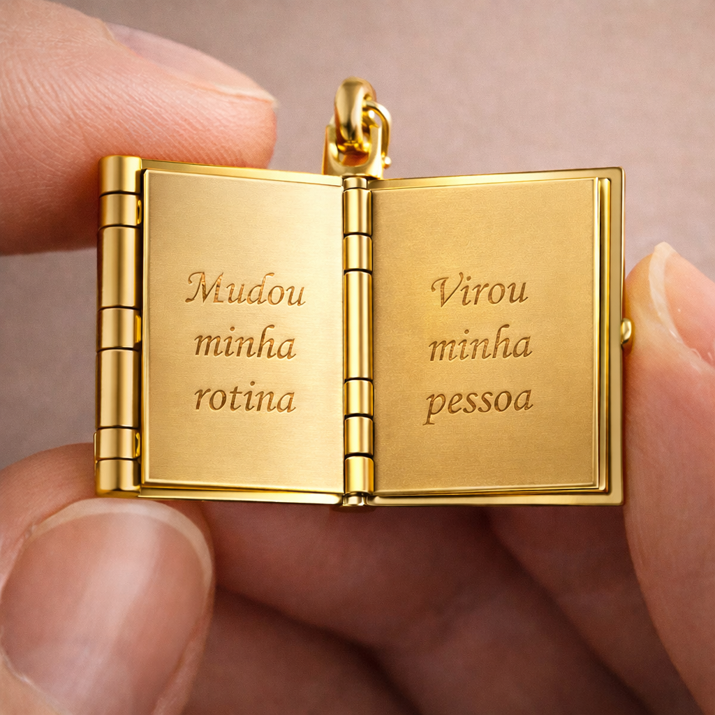 Colar Book Love- Colar em formato de livro + Mensagem especial
