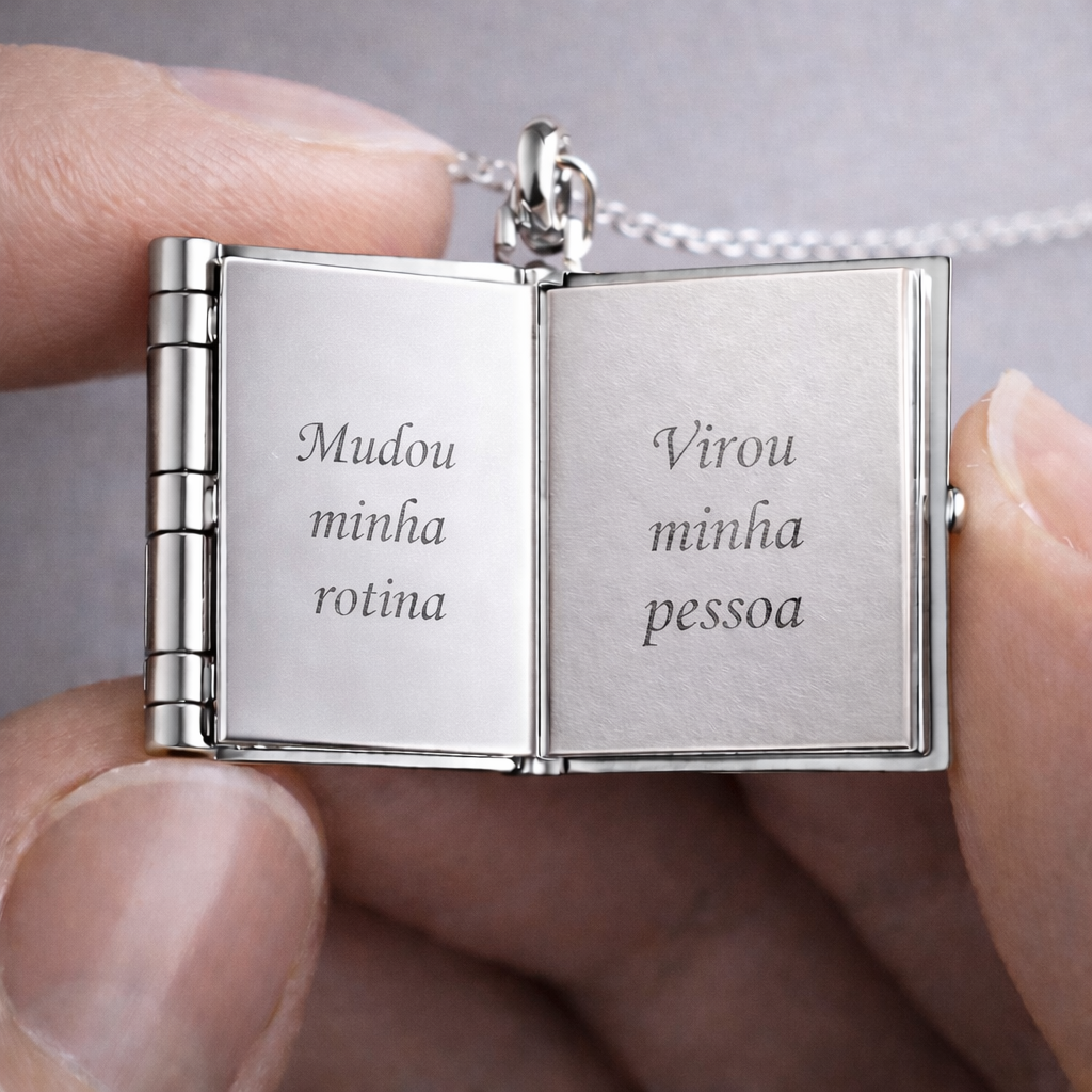 Colar Book Love- Colar em formato de livro + Mensagem especial