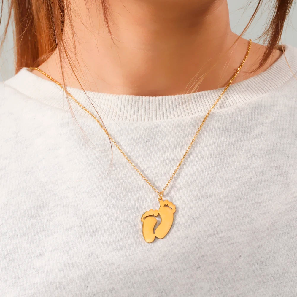 Colar Pezinhos com Nome Gravado